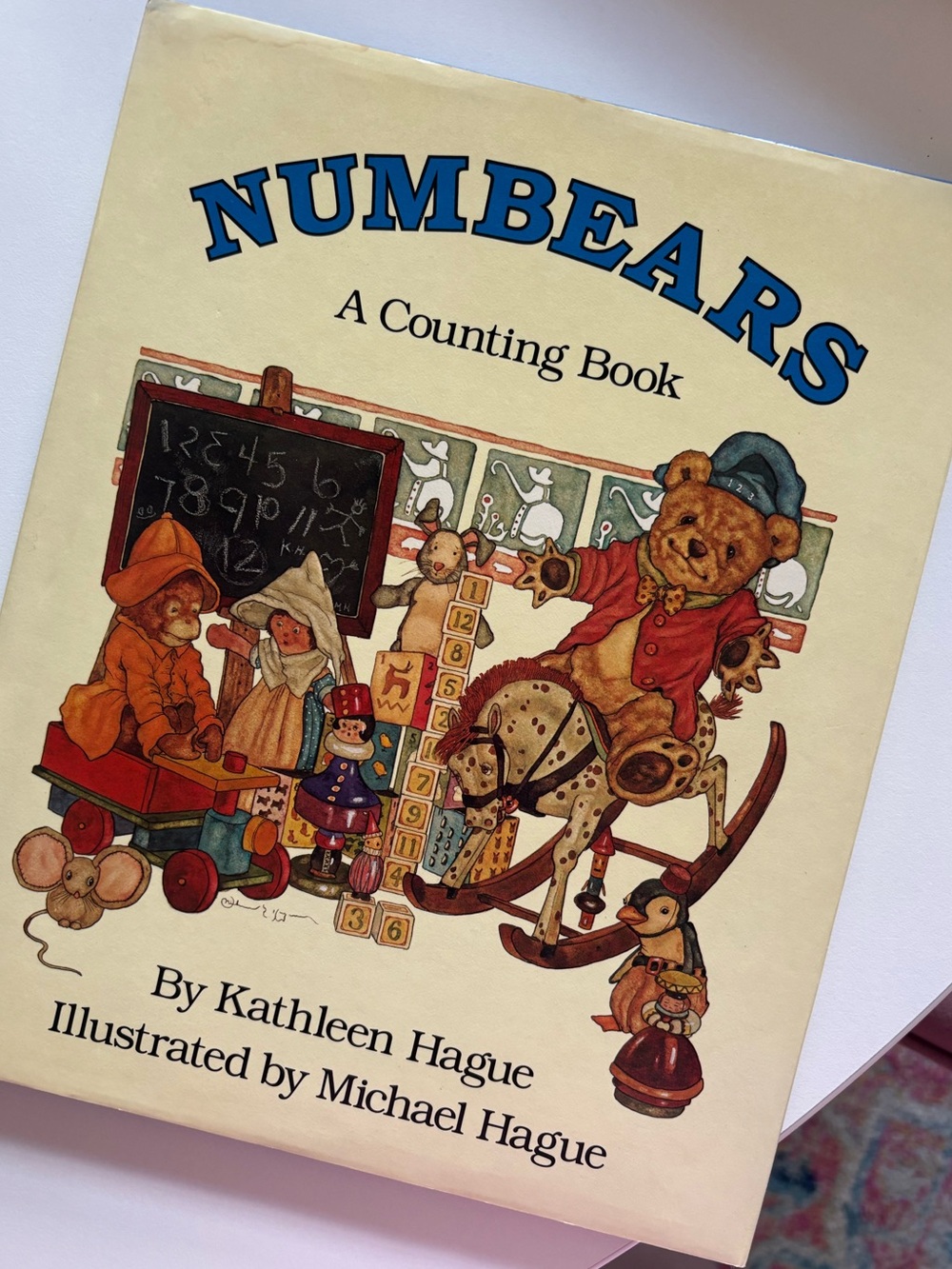 Numbears A Counting Book by Kathleen Hague vintage hardcover